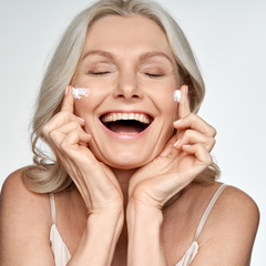 Natural Hyaluronic Moisturizer: Ayurveda-Inspired for Dry & Combination Skin